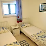 Bura Διαμέρισμα